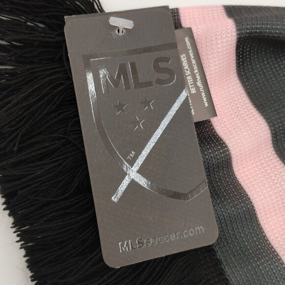 Inter Miami CF Ruffneck Scarf NWT - Picture 5 of 7